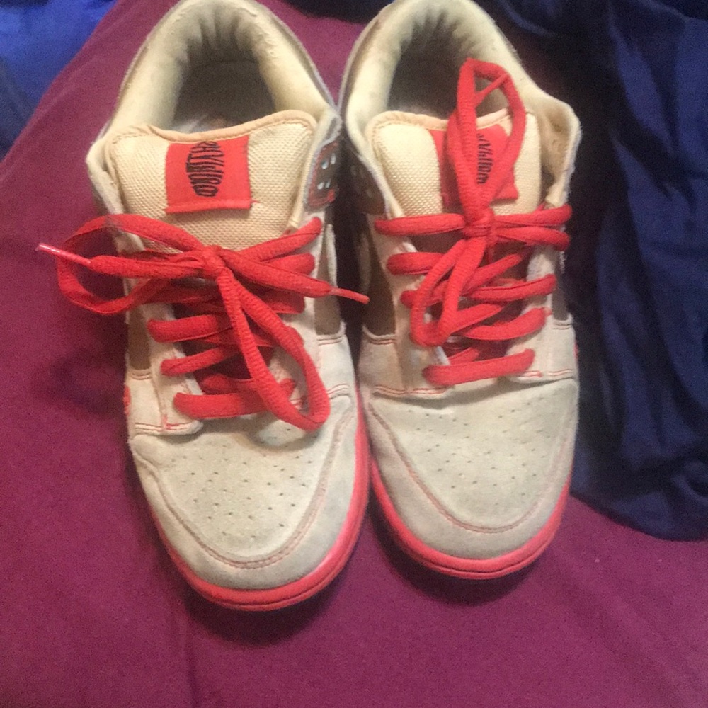 Nike sb low money cats